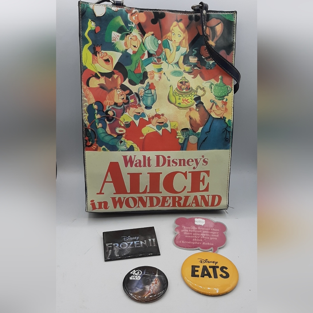 Walt Disney Alice in Wonderland Tea Party Tote and 4 Collectible Pins plus Charm